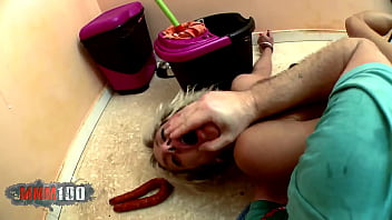 Nicky Wayne b. anal fucking with food and milk enema