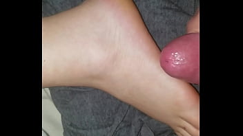 Cum on s. wife&#039s foot