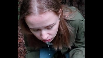 forest blowjob and coming in mouth