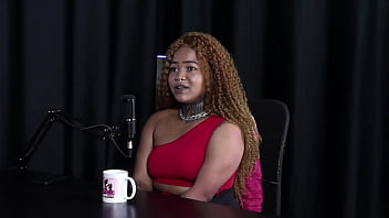 Come&ccedilou fazendo v&iacutedeo caseiro, e sentia tes&atildeo ao ver, ent&atildeo surgiu a ideia de virar criadora de conte&uacutedo Black Duquesa (SHEER/RED)