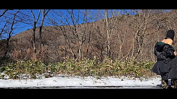 雪原でドリチンをぶらぶら～気温は 0℃　風がないのでさほど寒くは感じられませんでした