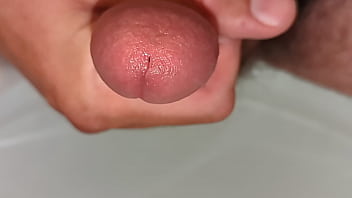 Close up cum