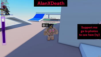 This fighting game seems a bit sus... (roblox)