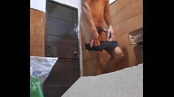 Paja antes de ba&ntildearme