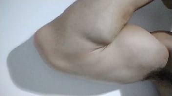 Bicep flex